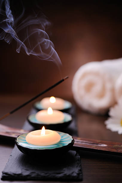 Nona Manis Massage melayani pijat panggilan Surabaya, pijat Surabaya 24 jam, dengan terapis berpengalaman dan siap datang ke lokasi Anda.